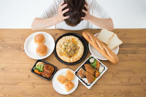 ダイエット筋トレで食事制限が続かない時の考え方と対策